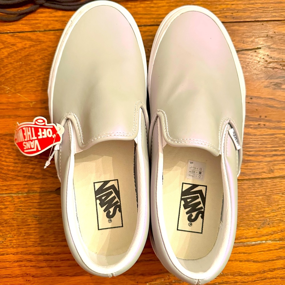 VANS Iridescent Slip-Ons Size EUR 40 Men’s 7.5 Women’s 9. New with Tags